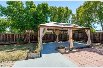 1889 Leslie Drive, Pleasant Hill, CA 94523 - Photo 54