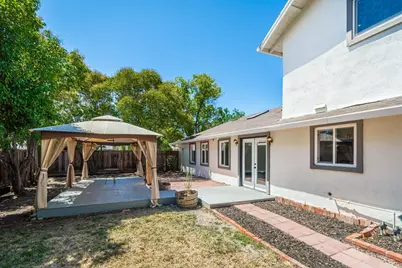 1889 Leslie Drive, Pleasant Hill, CA 94523 - Photo 56