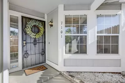 7101 Sutherland Way, Elk Grove, CA 95758 - Photo 4