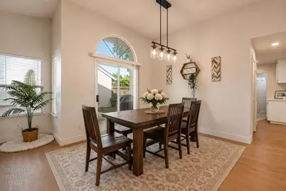 7101 Sutherland Way, Elk Grove, CA 95758 - Photo 16