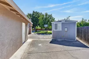 6727 Orleans Way, Sacramento, CA 95831 - Photo 42
