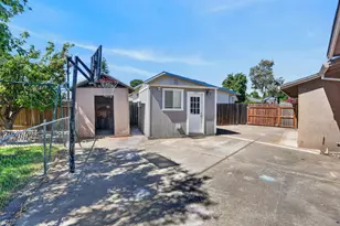 6727 Orleans Way, Sacramento, CA 95831 - Photo 40