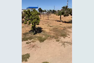 2100 W Main, Turlock, CA 95380 - Photo 14
