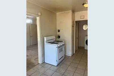 1437 W Euclid Avenue, Stockton, CA 95204 - Photo 14