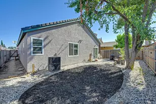9158 Rose Parade Way, Sacramento, CA 95826 - Photo 34