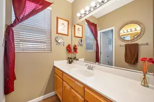 9158 Rose Parade Way, Sacramento, CA 95826 - Photo 30