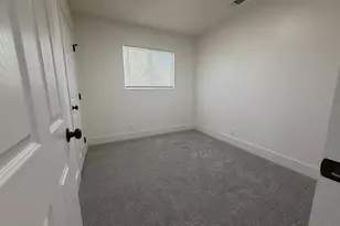 1255 Jordan Way, Hanford, CA 93230 - Photo 8
