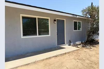 1255 Jordan Way, Hanford, CA 93230 - Photo 12