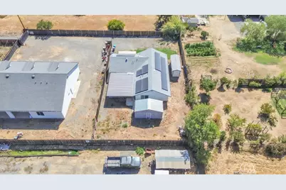 4688 Pacific Avenue, Olivehurst, CA 95961 - Photo 30