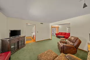 2544 Clearlake Way, Sacramento, CA 95826 - Photo 16