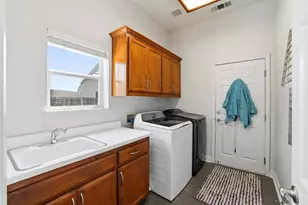 5304 Flyway Dr, Fair Oaks, CA 95628 - Photo 32