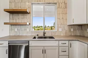 5733 Copeland Rd, Paradise, CA 95969 - Photo 16