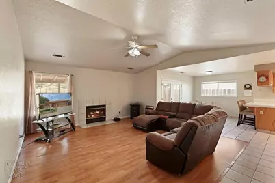 2633 Riverbend Drive, Modesto, CA 95351 - Photo 4