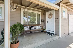 1944 Middleberry Rd, Sacramento, CA 95815 - Photo 4