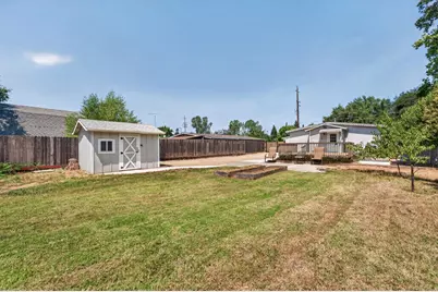 9084 Elm Avenue, Orangevale, CA 95662 - Photo 22