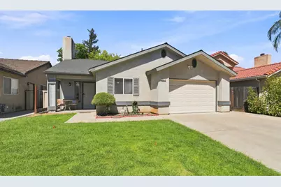 9673 N Sharon Avenue, Fresno, CA 93720 - Photo 1