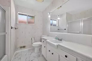 875 Parklin Ave, Sacramento, CA 95831 - Photo 20