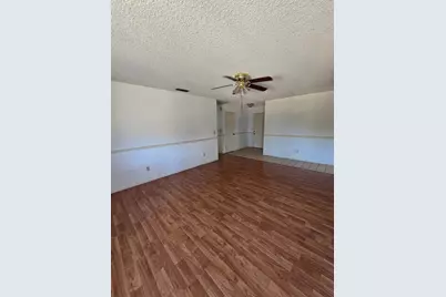 7705 Rock Creek, Sacramento, CA 95824 - Photo 16