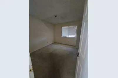 7705 Rock Creek, Sacramento, CA 95824 - Photo 18