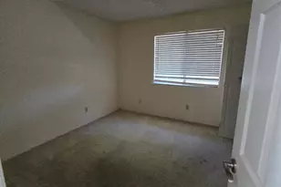 7705 Rock Creek, Sacramento, CA 95824 - Photo 18