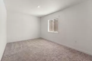 7273 Robins Cv Dr, Stockton, CA 95219 - Photo 16