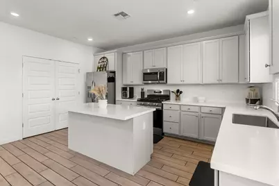 7273 Robins Cove Drive, Stockton, CA 95219 - Photo 6
