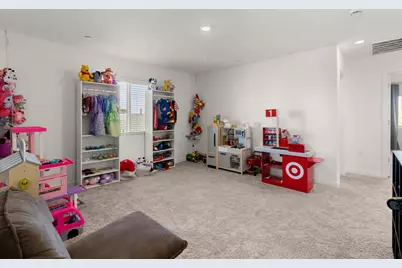 7273 Robins Cove Drive, Stockton, CA 95219 - Photo 12