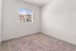7273 Robins Cv Dr, Stockton, CA 95219 - Photo 10