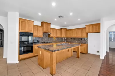 2078 Venezia Street, Los Banos, CA 93635 - Photo 6