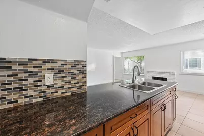 4141 Apostolo Circle, Sacramento, CA 95824 - Photo 8