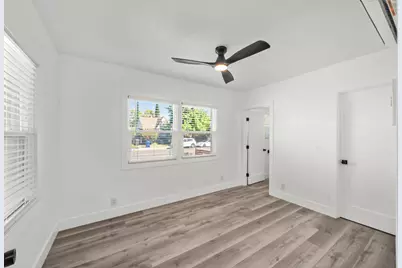2000 36th Street, Sacramento, CA 95817 - Photo 20