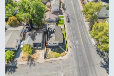 2000 36th Street, Sacramento, CA 95817 - Photo 4
