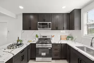 2000 36th St, Sacramento, CA 95817 - Photo 10