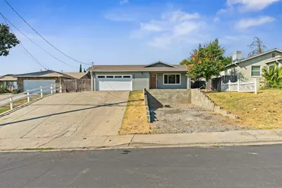 13510 Bentley Street, Waterford, CA 95386 - Photo 34