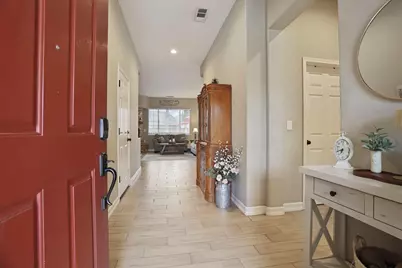 101 Cherub Way, Tracy, CA 95377 - Photo 4