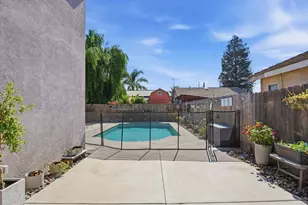 10068 Tracy Ln, Delhi, CA 95315 - Photo 4
