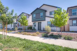 2076 Heavenly St, Lincoln, CA 95648 - Photo 2