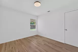 2520 23rd Ave, Sacramento, CA 95820 - Photo 16