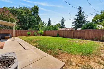 2520 23rd Avenue, Sacramento, CA 95820 - Photo 20