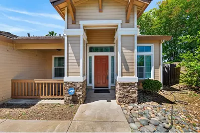 8406 Alameda Park Drive, Elk Grove, CA 95624 - Photo 4