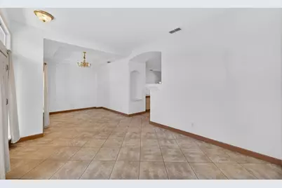 8406 Alameda Park Drive, Elk Grove, CA 95624 - Photo 8
