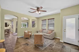 8048 Linda Isle Ln, Sacramento, CA 95831 - Photo 8