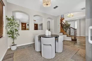 8048 Linda Isle Ln, Sacramento, CA 95831 - Photo 6