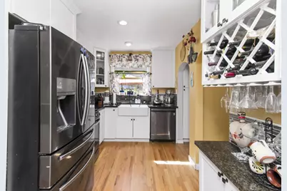 86 Aiken Way, Sacramento, CA 95819 - Photo 18