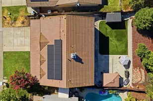 1916 Hillock Ct, Rocklin, CA 95765 - Photo 2