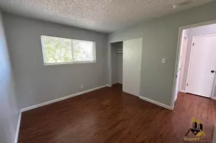 6820 7th Ave, Rio Linda, CA 95673 - Photo 4