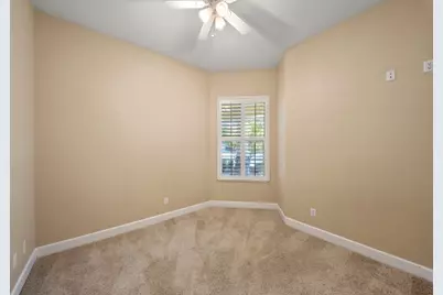 3917 Lakeside Drive, Modesto, CA 95355 - Photo 22