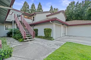 7322 Yorktown Pl, Sacramento, CA 95842 - Photo 2