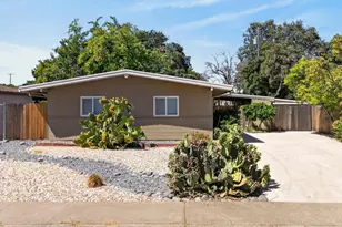 2409 Fernandez Dr, Sacramento, CA 95822 - Photo 6