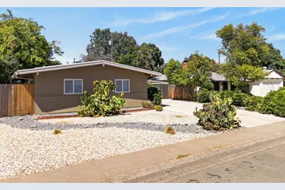 2409 Fernandez Drive, Sacramento, CA 95822 - Photo 8